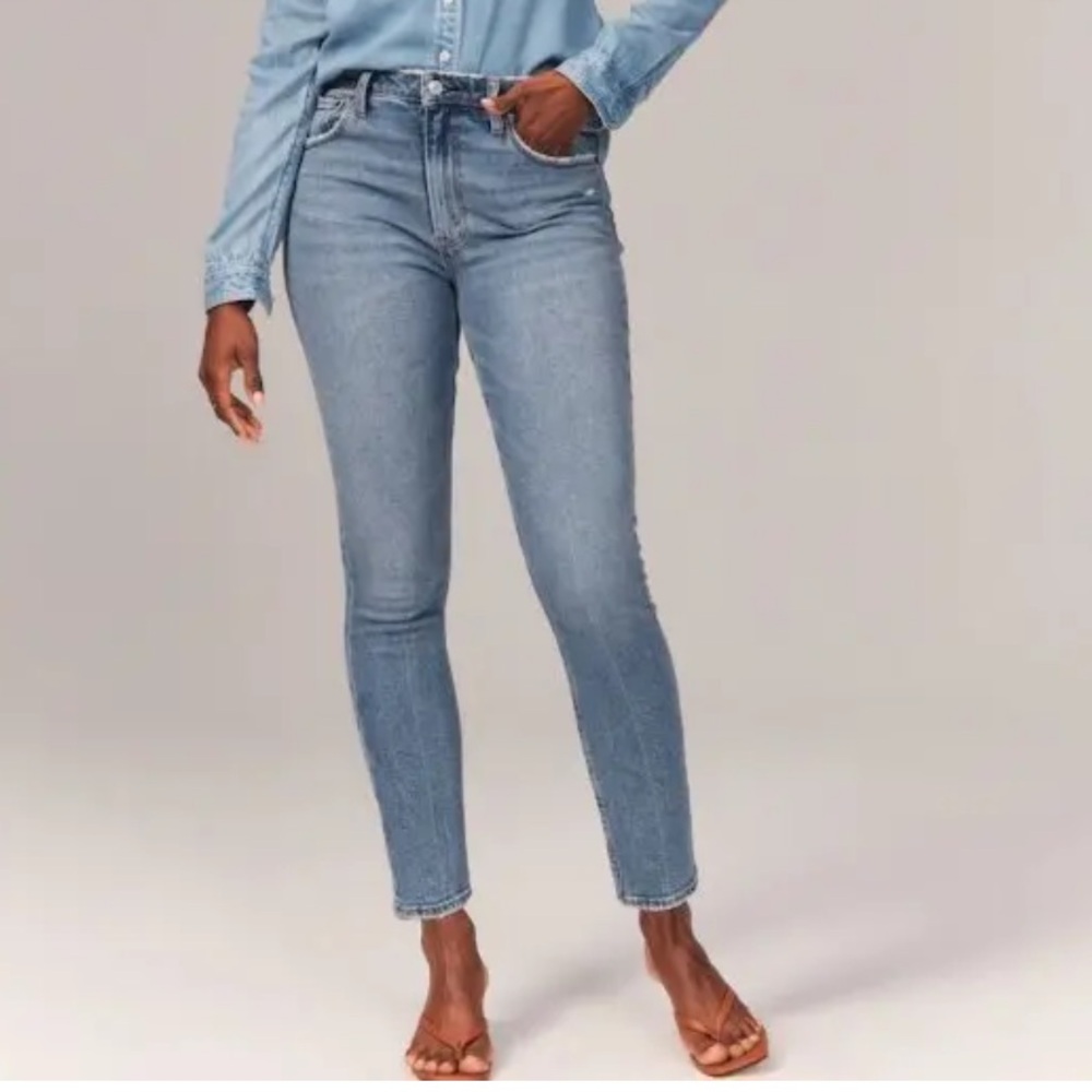Abercrombie & Fitch Skinny Blue Jeans High-Rise